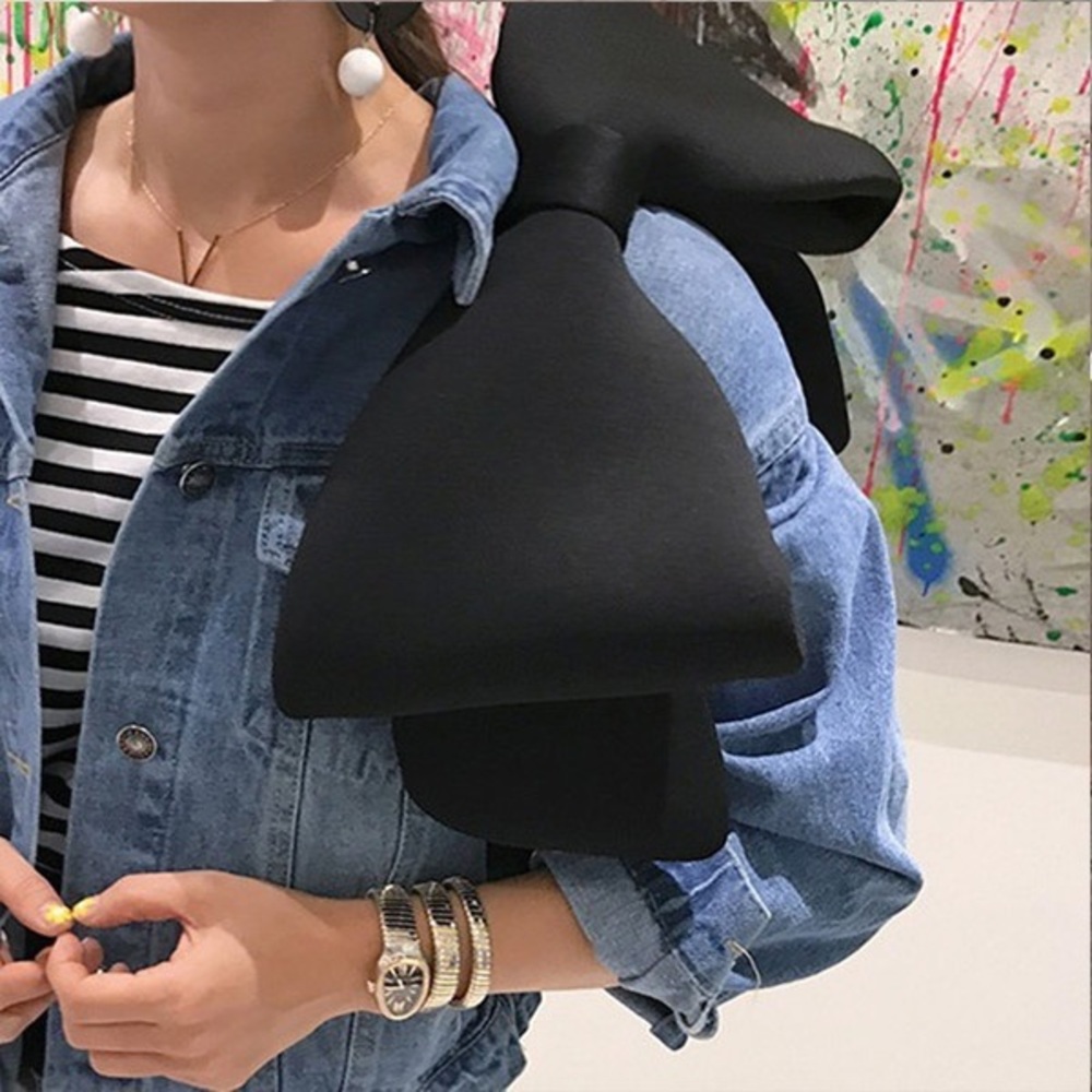 Bow Purse